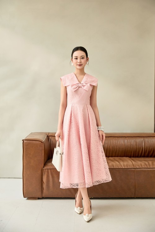 Sixdo Pink Lace Flared Dress